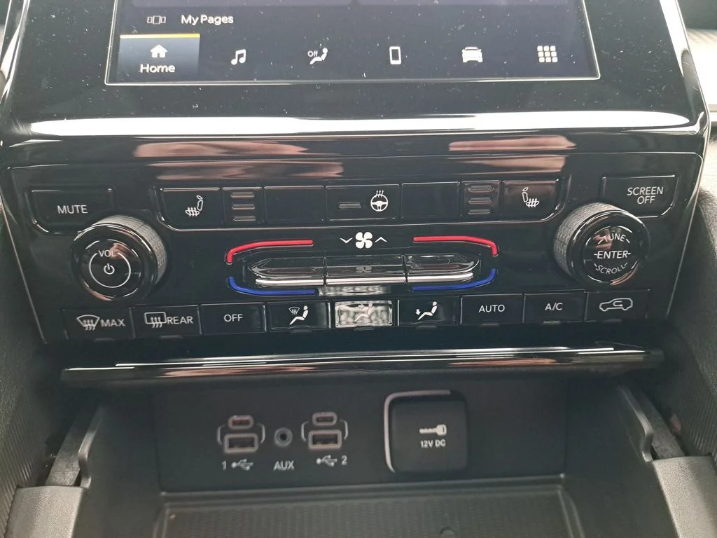 2025 Jeep Grand Cherokee Altitude - Photo 27