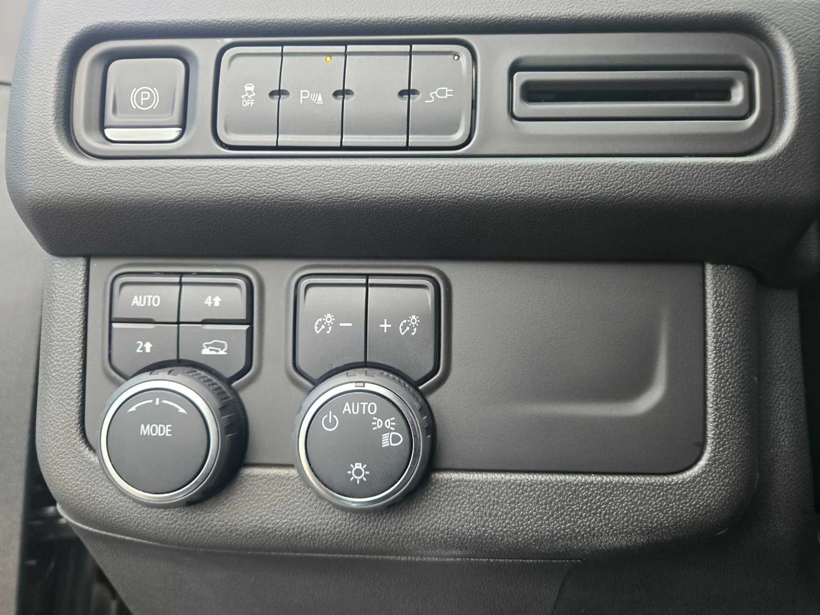 2021 Chevrolet Tahoe RST - Photo 23