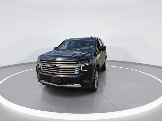 Used 2023 Black Chevrolet High Country image 4