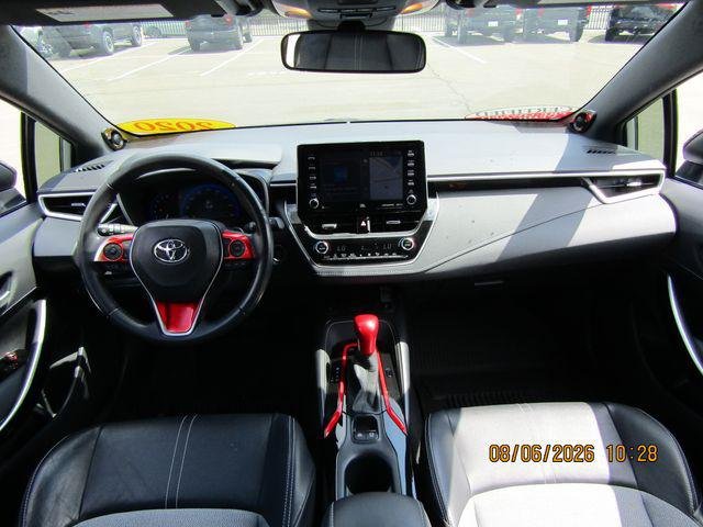 Certified Used 2020 CLASSIC SILVER MET Toyota  image 10