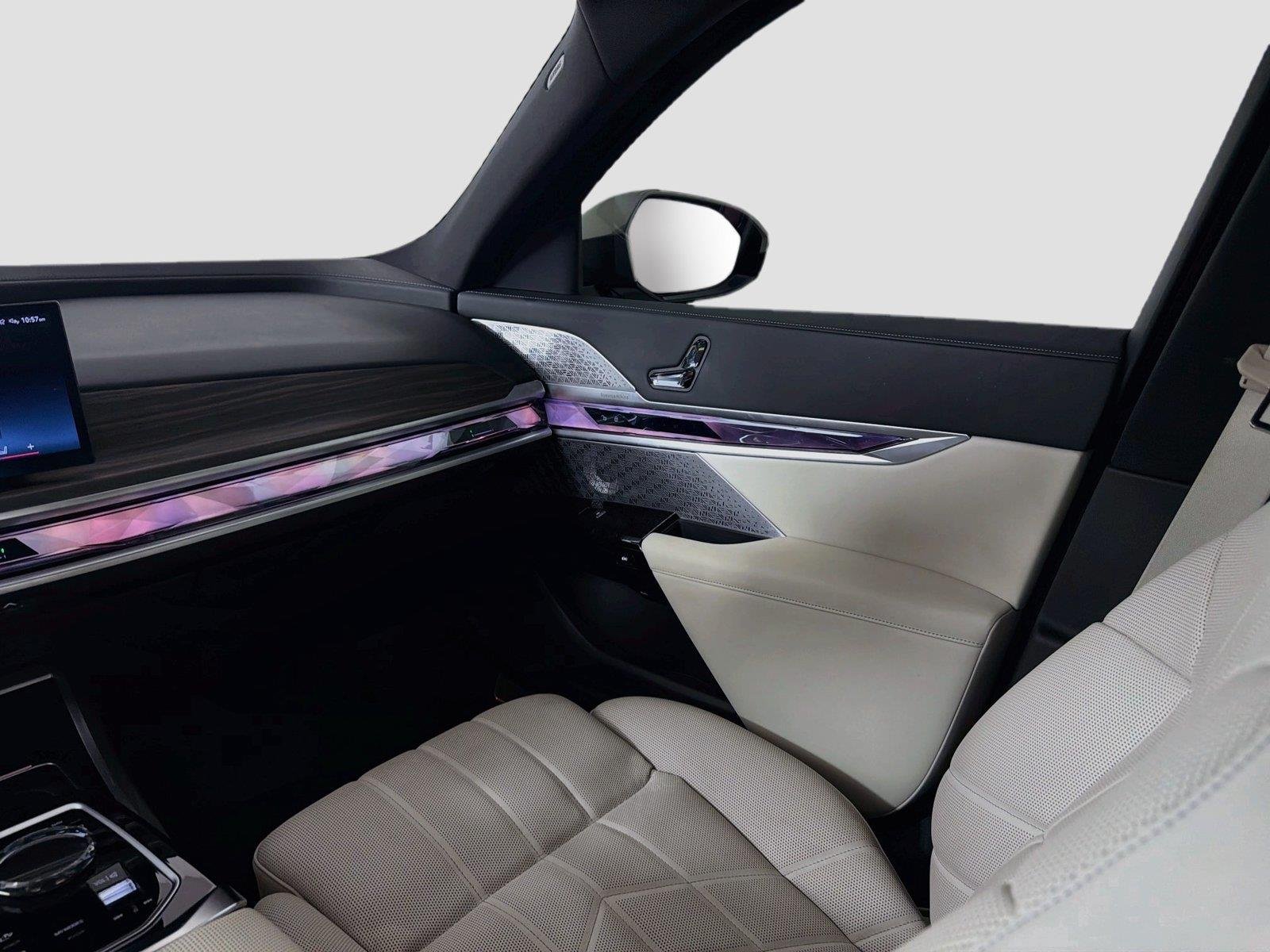Certified Used 2024 Oxide Grey Metallic BMW 740i xDrive image 24
