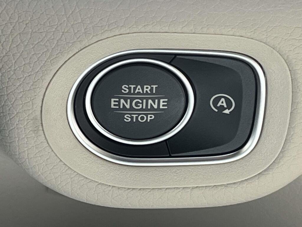 New 2026 Polar White Mercedes-Benz GLE 450 image 38