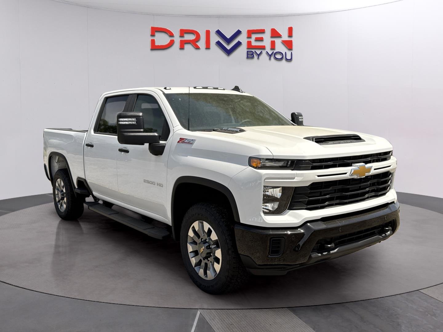 New 2026 Summit White Chevrolet Custom image 7