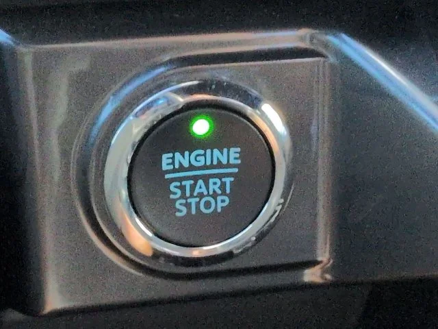 Used 2023 Gray Ford XLT image 28