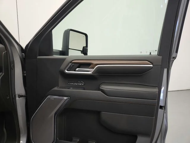 Used 2024 Gray Chevrolet High Country image 33