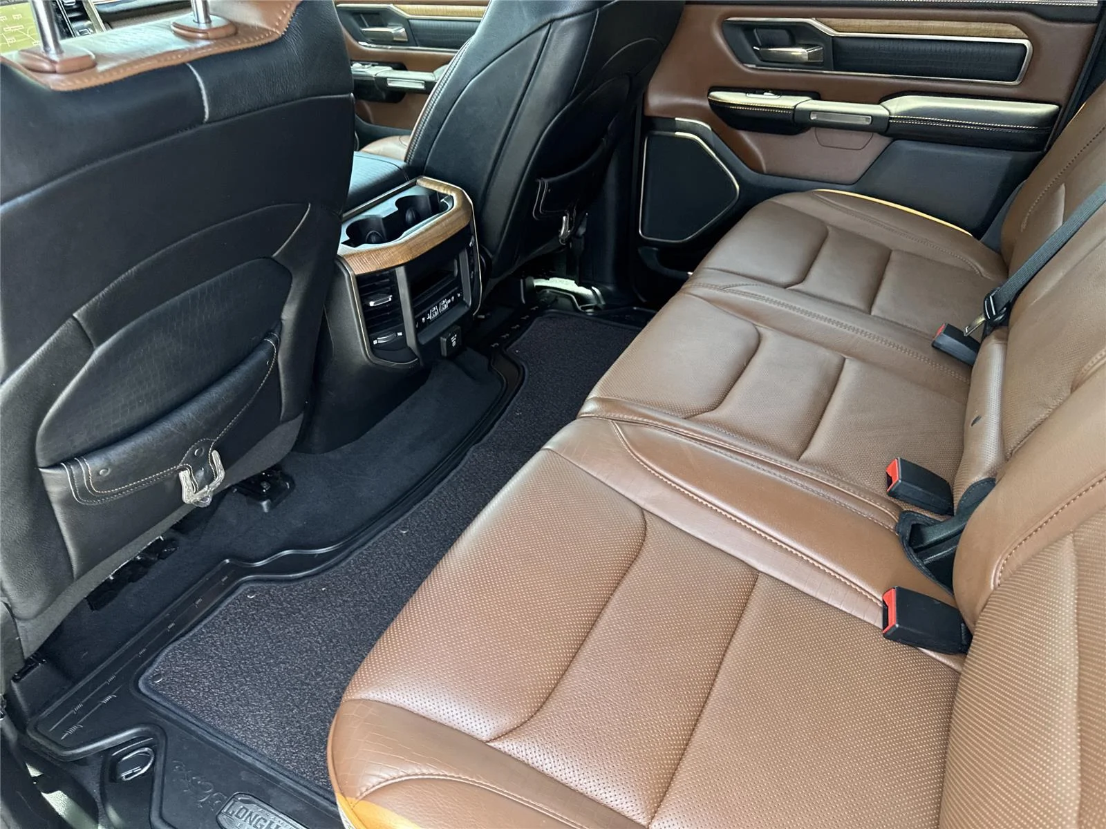 Used 2019 Diamond Black Crystal Pearlcoat Ram Longhorn image 31