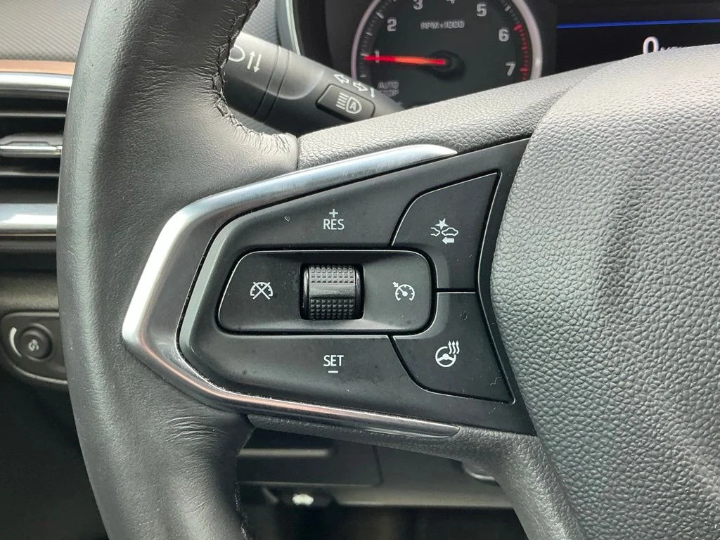Used 2022 Blue Chevrolet ACTIV image 34