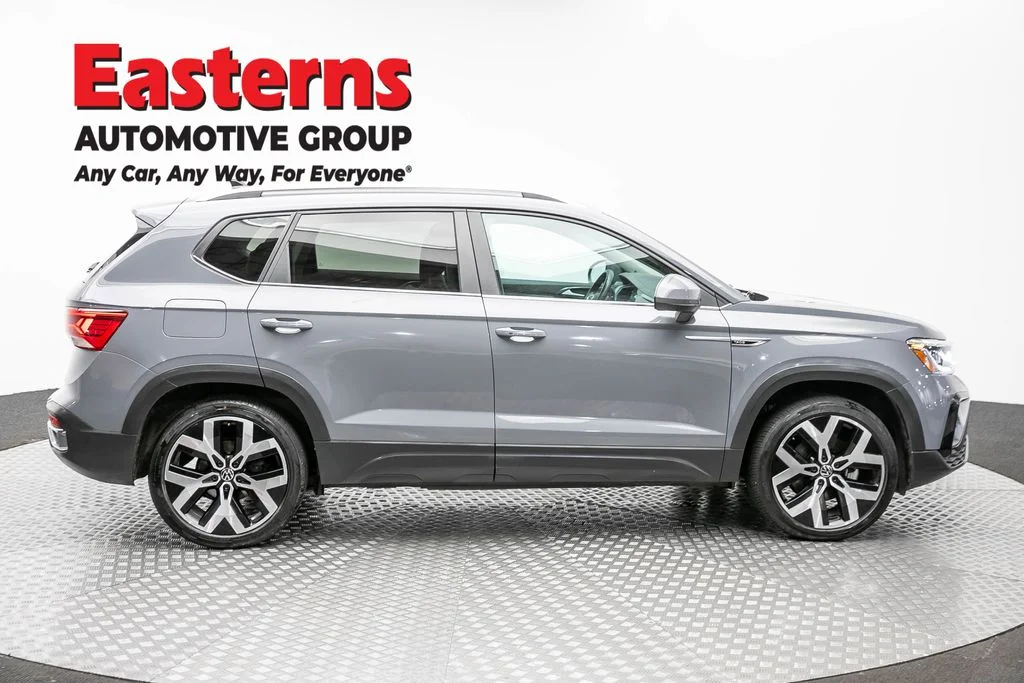 Used 2023 Gray Volkswagen 1.5T SEL image 6