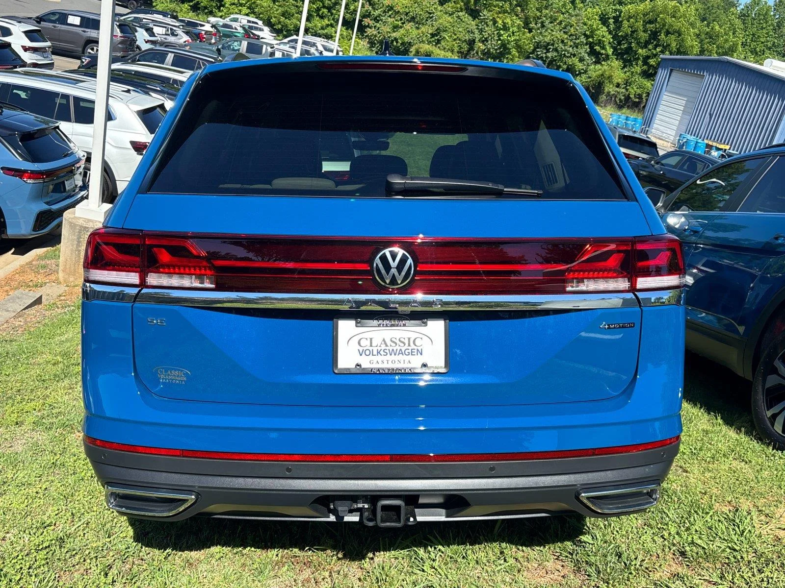 New 2026 Mountain Lake Blue Metallic Volkswagen 2.0T SE w/Technology image 4