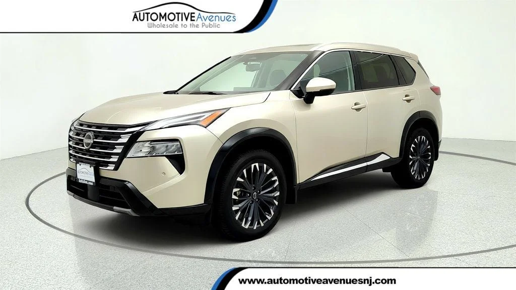 2024 Nissan Rogue Platinum AWD's photo