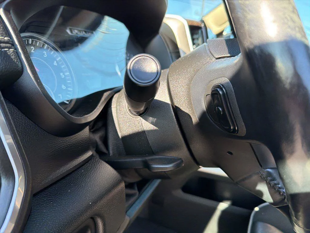 Used 2019 Red Ram Laramie image 54