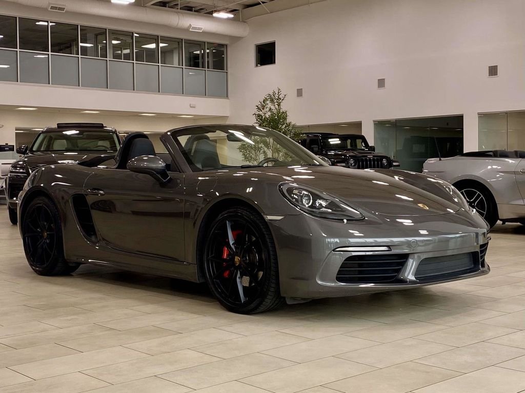 2017 Porsche 718 Boxster S's photo