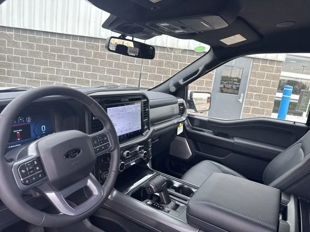 New 2026 Oxford White Ford Lariat® image 54