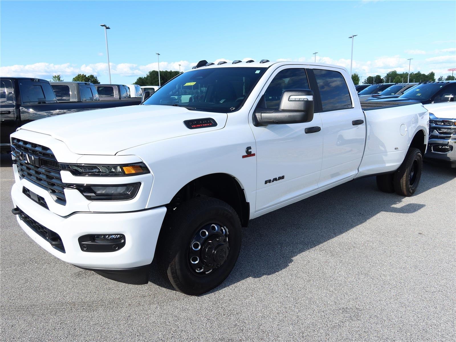 New 2026 Bright White Clear-Coat Exterior Paint RAM Big Horn image 3