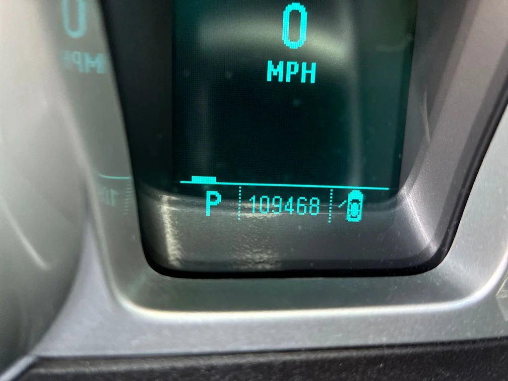Used 2010 Green Chevrolet 1LT image 22