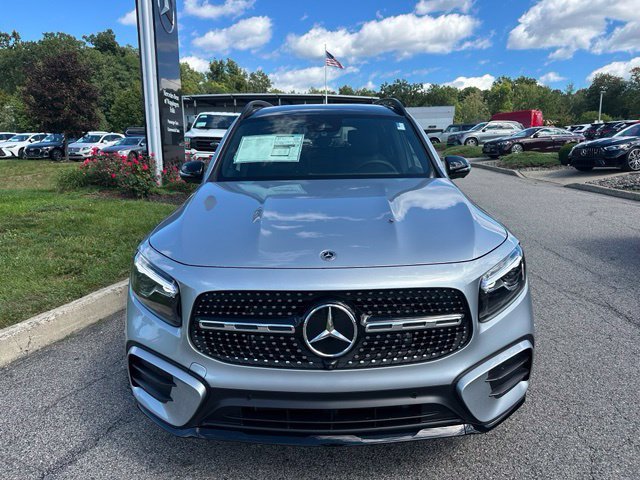 New 2026 Cirrus Silver Metallic Mercedes-Benz GLB 250 image 45