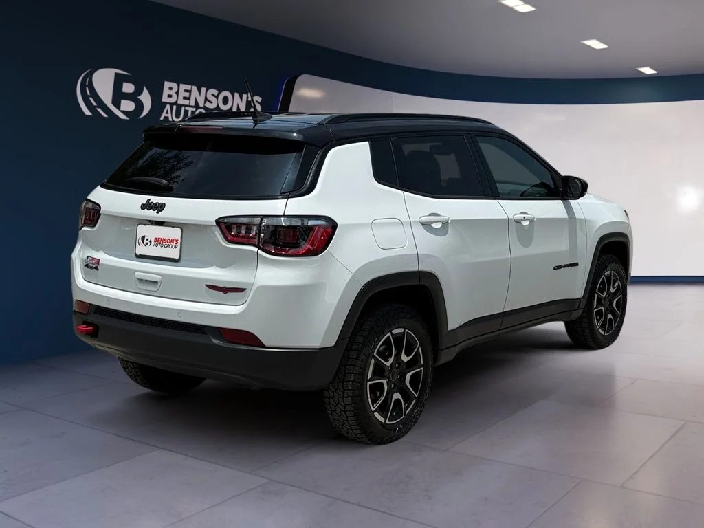 Used 2025 White Jeep Trailhawk image 5