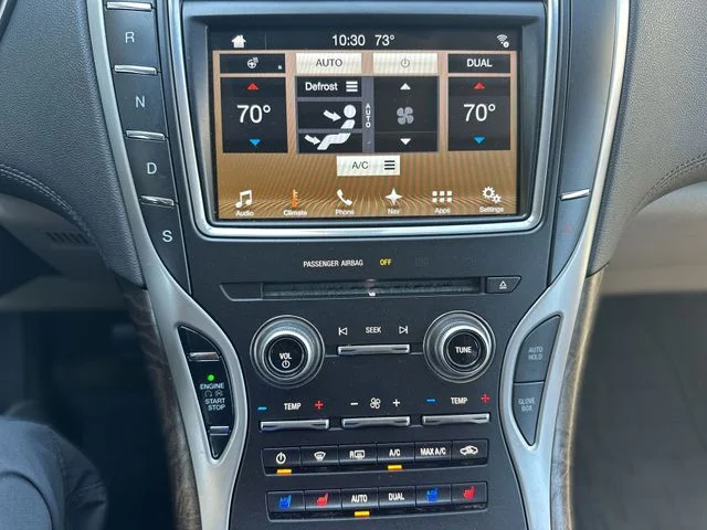 Used 2016 White Lincoln Reserve image 20