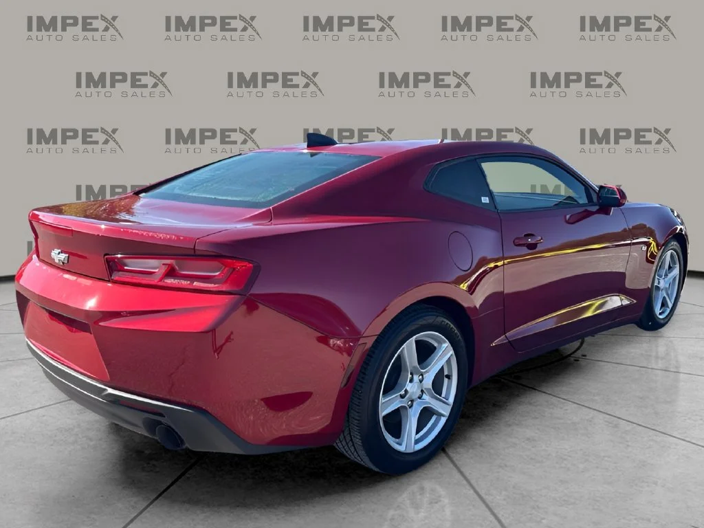 Used 2017 Red Chevrolet 1LT image 5