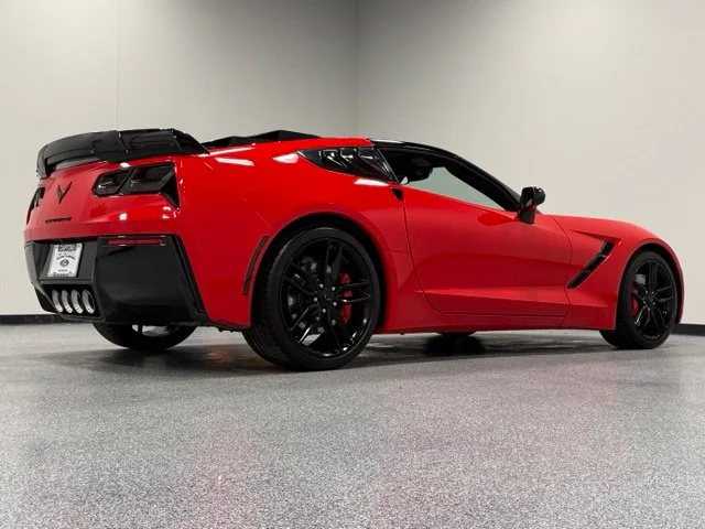 Used 2016 Red Chevrolet Stingray Z51 image 12