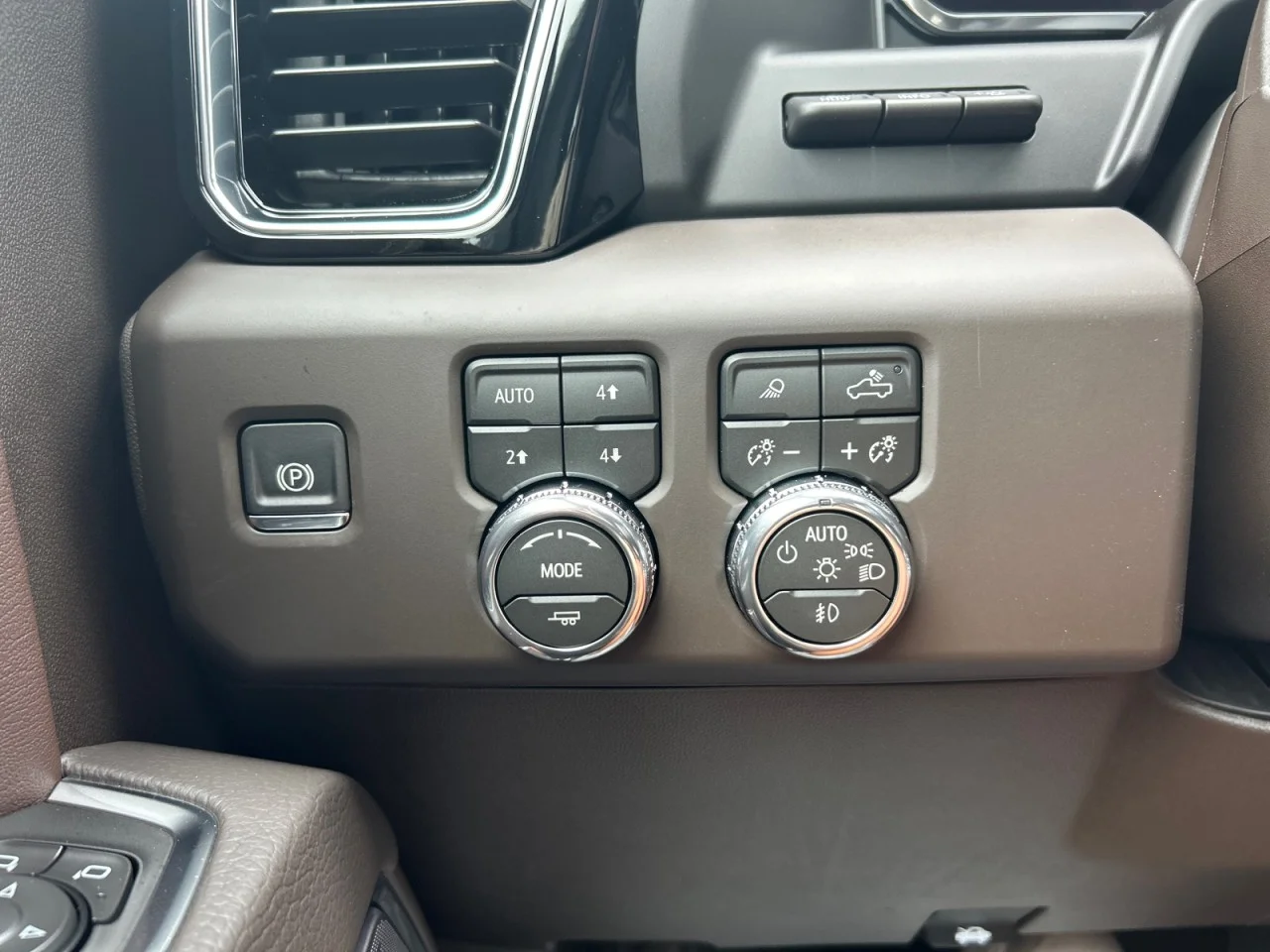 New 2026 Glacier White Tricoat GMC Denali image 14