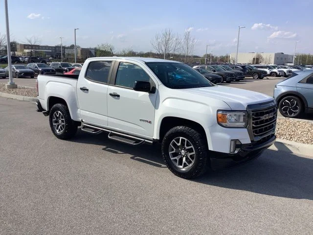 2022 GMC Canyon 4WD AT4 Crew Cab Short Box's photo