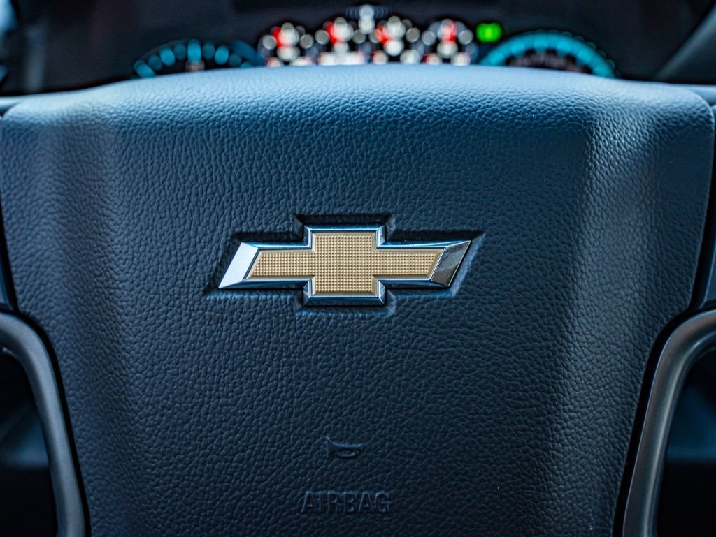 Used 2020 Black Chevrolet Premier image 22