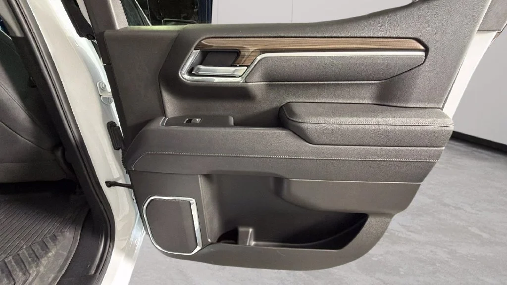 2025 Chevrolet Silverado 1500 LT Trail Boss - Photo 33
