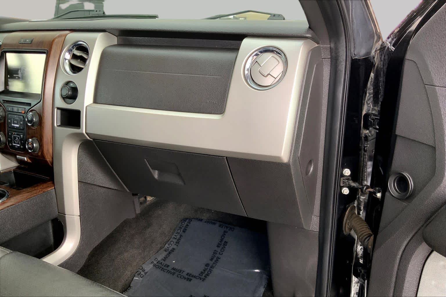 Used 2013 Tuxedo Black Metallic Ford Lariat image 18