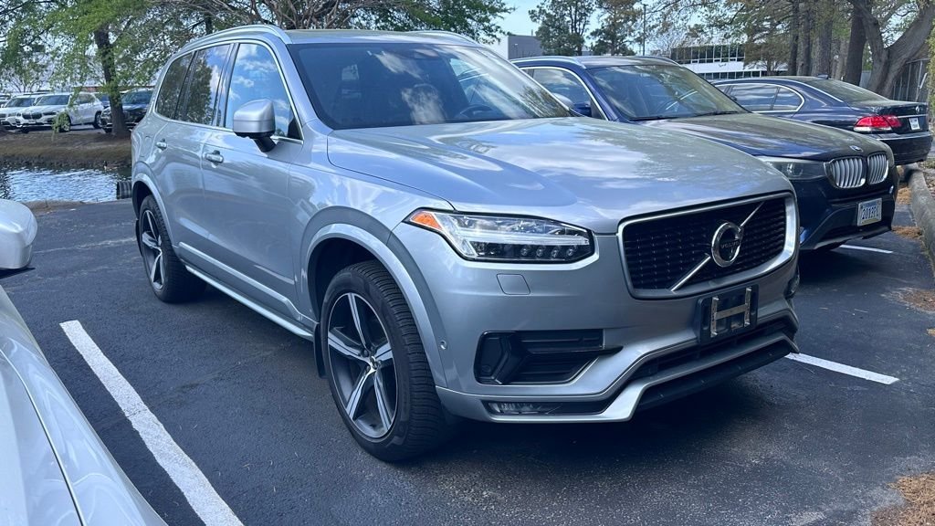 2019 Volvo XC90 T5 R-Design