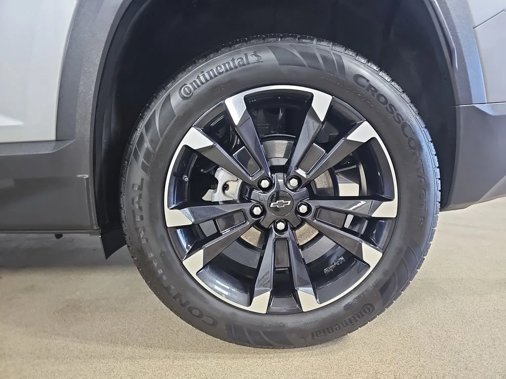 Certified Used 2025 Gray Chevrolet RS image 39