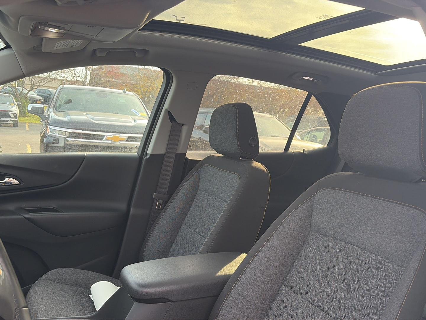 Used 2024 Lakeshore Blue Metallic Chevrolet LT image 14