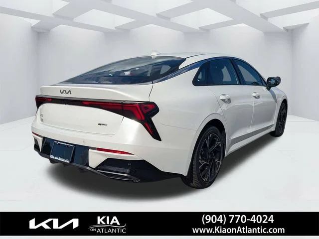 New 2026 Snow White Pearl Kia GT-Line FWD image 3