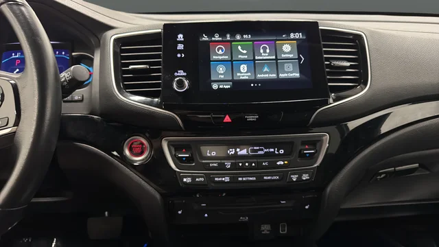Used 2020 Platinum White Pearl Honda Touring image 14