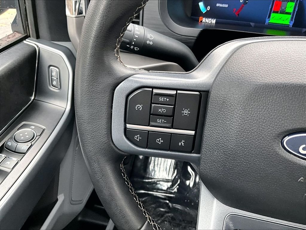 Used 2024 Atlas Blue Metallic Ford XLT image 23