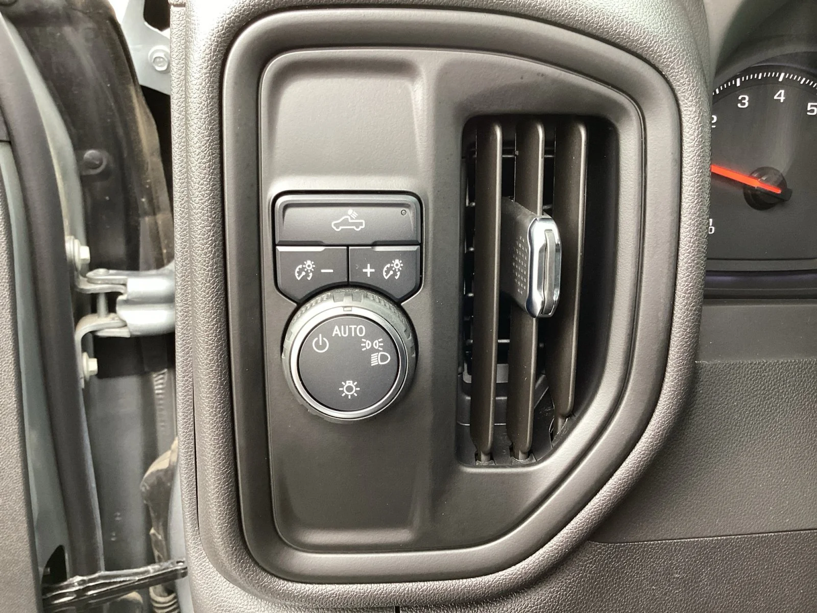 Used 2025 Sterling Gray Metallic Chevrolet Custom image 28