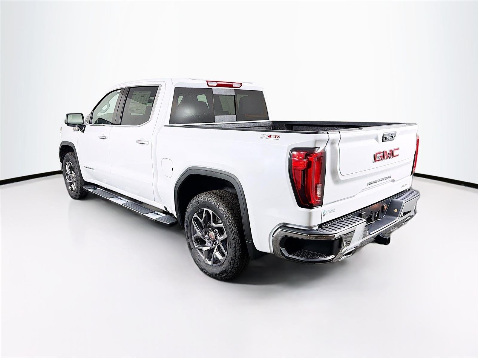 New 2026 Glacier White Tricoat GMC SLT image 5