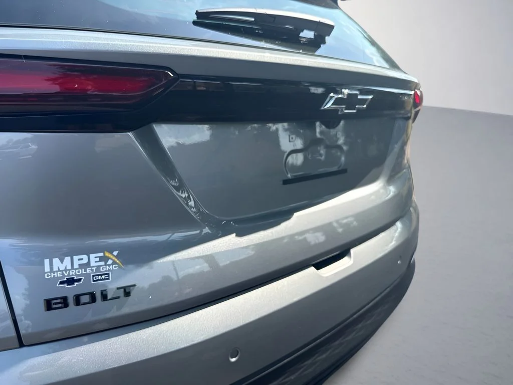 Used 2027 Gray Chevrolet LT image 32