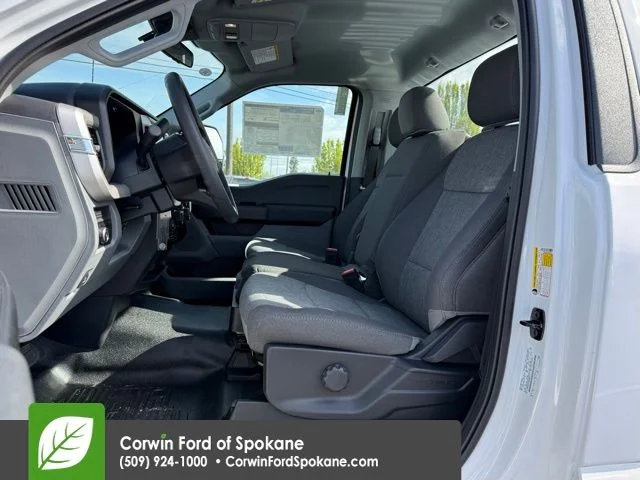 New 2026 Oxford White Ford XL image 3