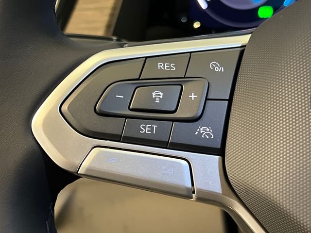 New 2026 White Volkswagen 2.0T SEL Premium R-Line image 11
