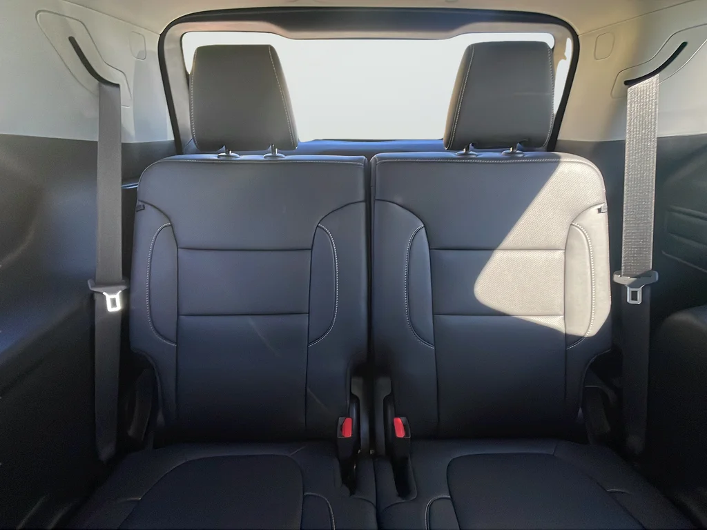 Used 2023 Blue GMC SLT image 29