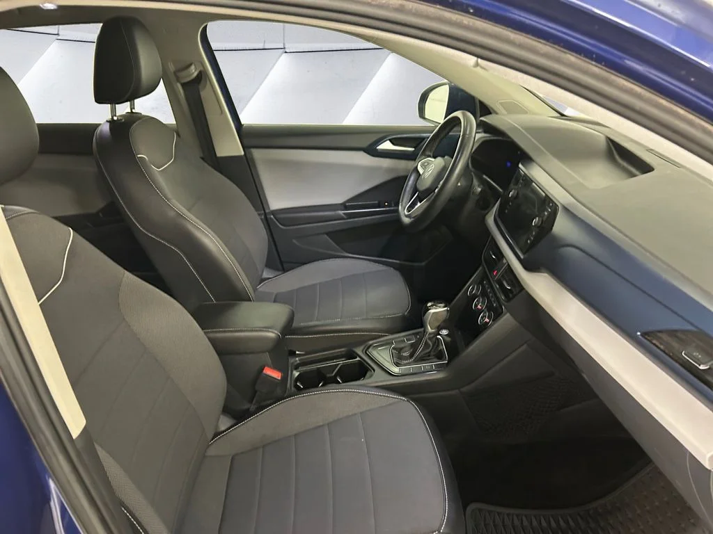 Used 2023 Blue Volkswagen 1.5T SE image 13