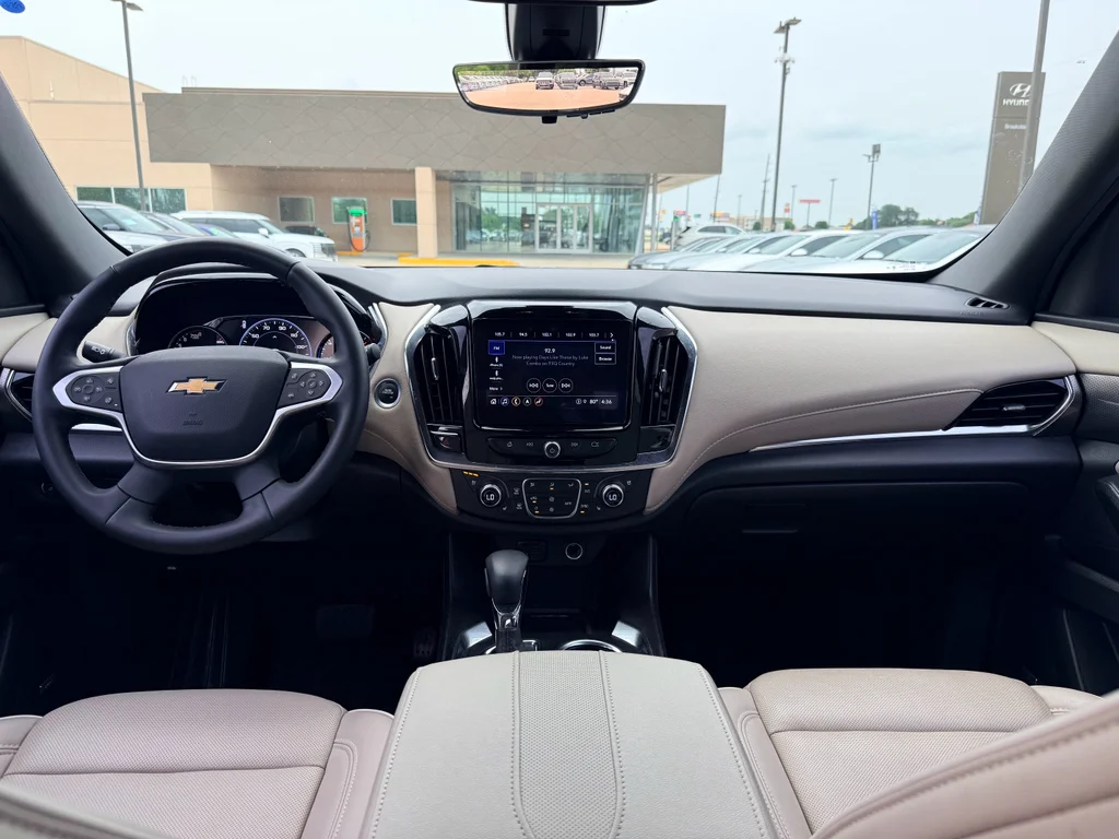 Used 2023 Mosaic Black Metallic Chevrolet Premier image 15