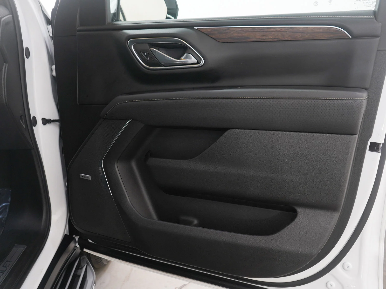 2024 Chevrolet Tahoe Premier - Photo 11