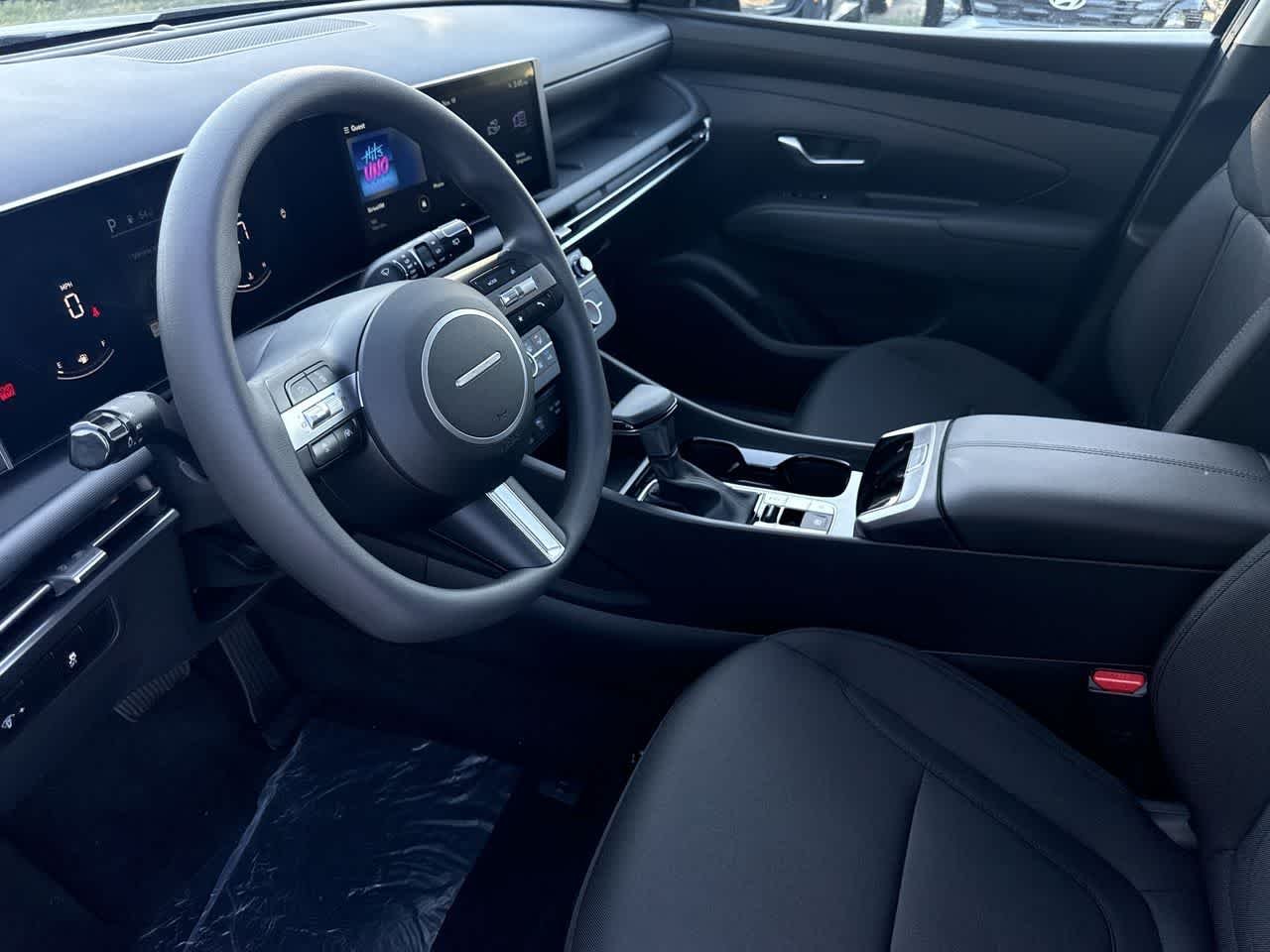 2026 Hyundai Tucson SE - Photo 13