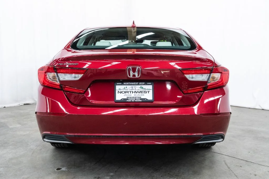 Used 2018  Honda LX image 5