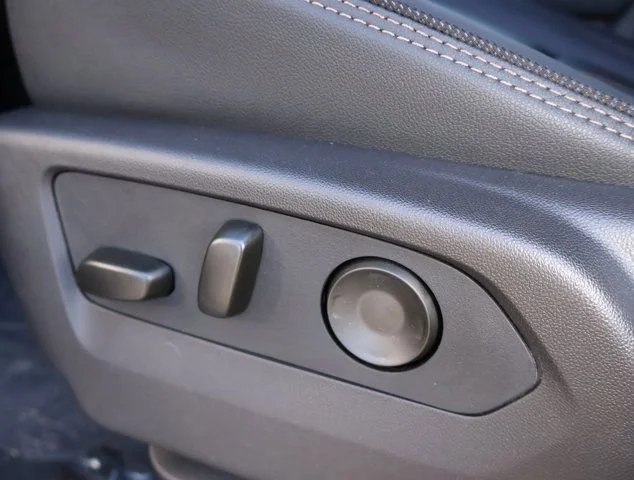 2026 Chevrolet Suburban High Country - Photo 11