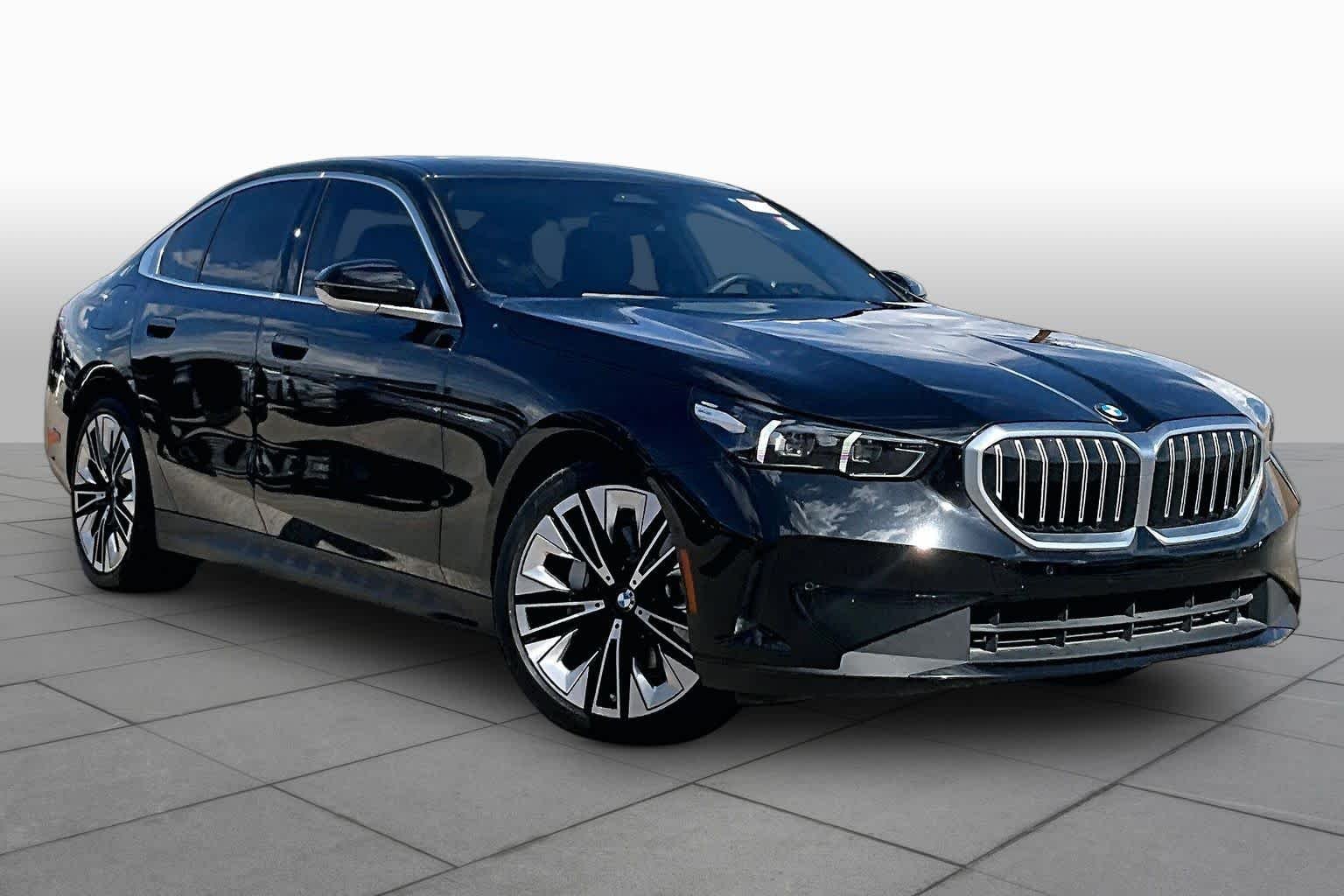 Used 2024 Black Sapphire Metallic BMW 530i image 2