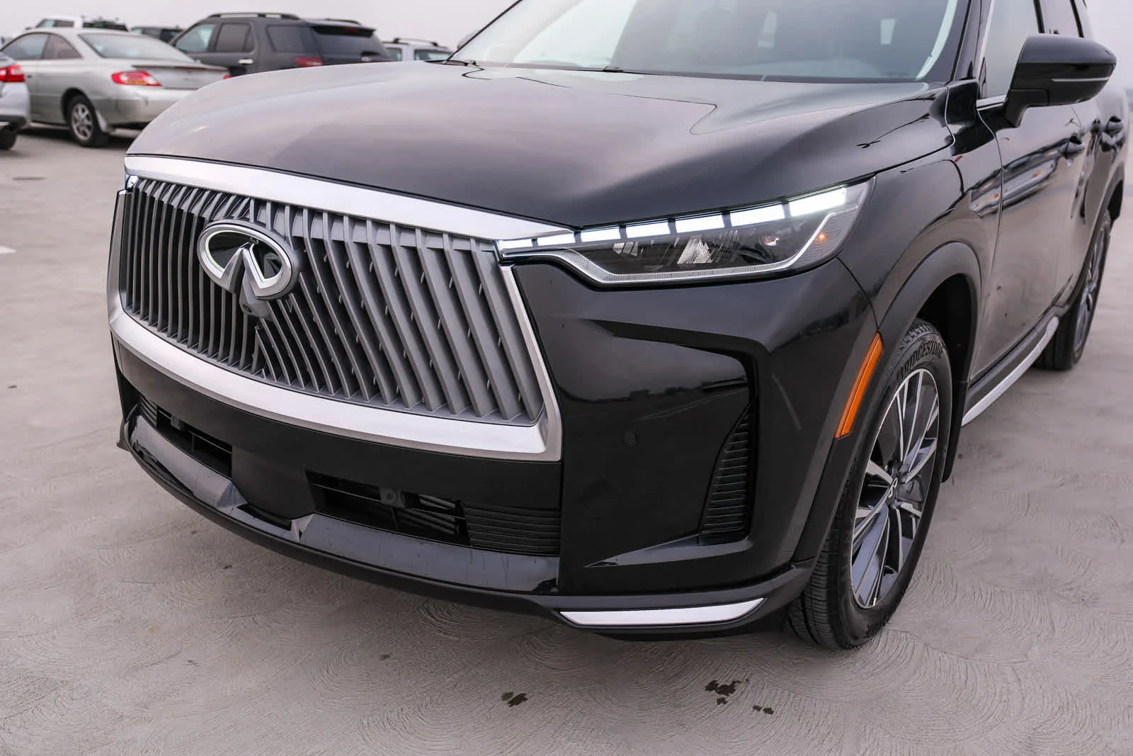 New 2026 MINERAL BLACK INFINITI Luxe FWD image 12