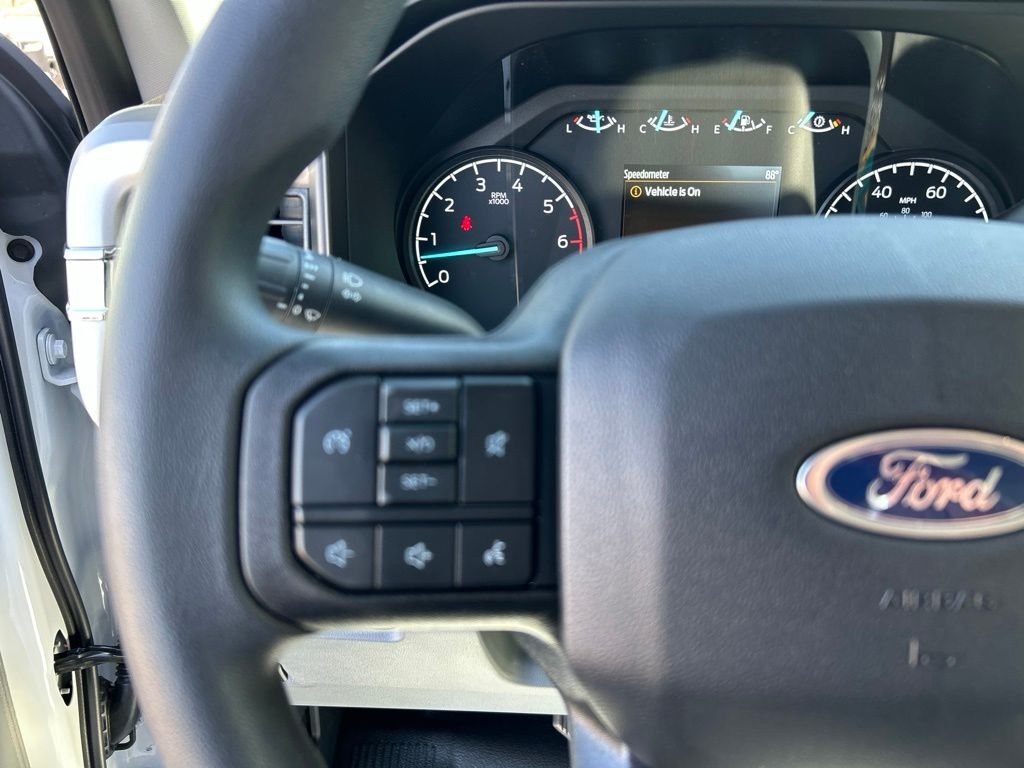 New 2026 Oxford White Ford XL image 18